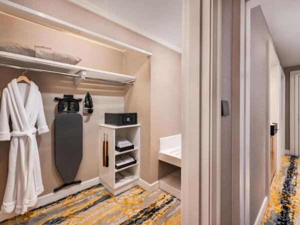 InterContinental Kuala Lumpur, an IHG Hotel : photo 5 de la chambre suite lit king-size exécutive