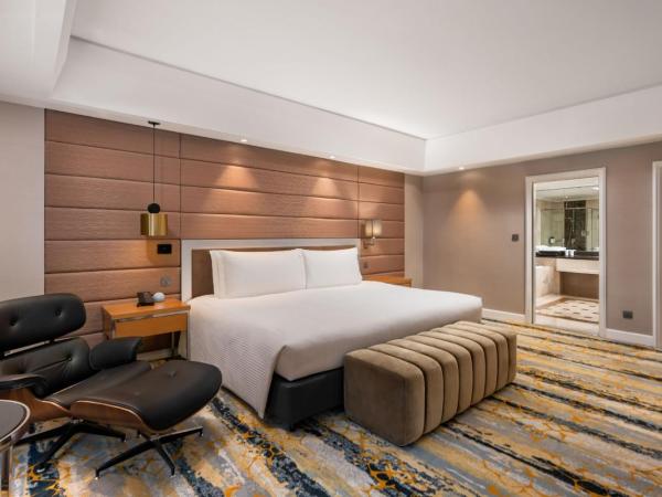 InterContinental Kuala Lumpur, an IHG Hotel : photo 2 de la chambre suite lit king-size exécutive