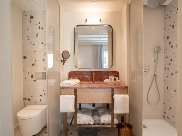 Amadria Park Grand Hotel 4 Opatijska Cvijeta : photo 5 de la chambre double or twin room with city view- villa camellia