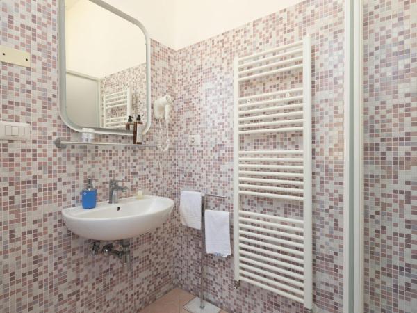 Hotel Jolì : photo 6 de la chambre chambre triple