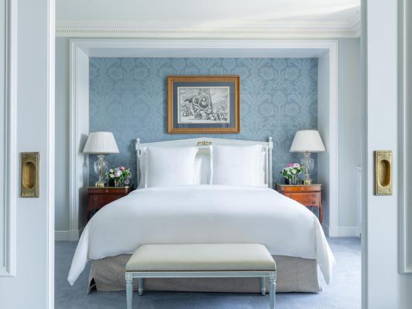Four Seasons Hotel des Bergues Geneva : photo 3 de la chambre suite exécutive quatre saisons lit king-size