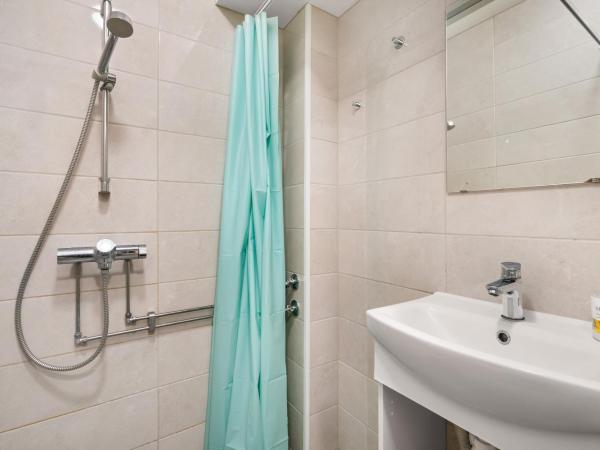 BUDGETEL- Kong Oscarsgate 48 : photo 2 de la chambre lit superposé dans dortoir pour femmes