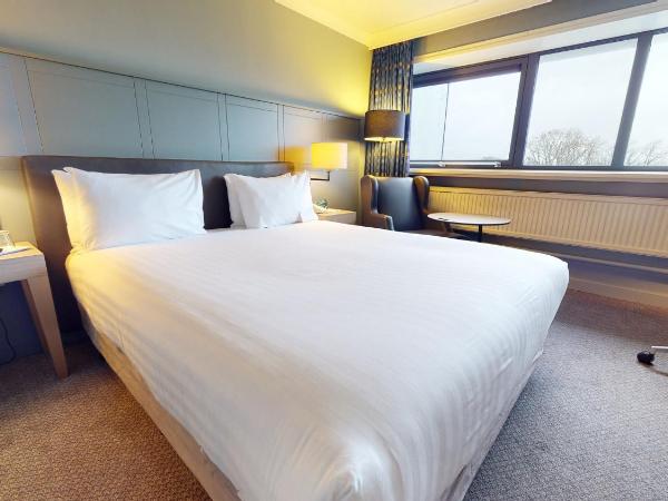 Holiday Inn Cardiff City, an IHG Hotel : photo 2 de la chambre chambre premium 