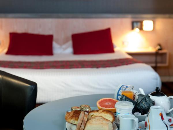 Brit Hotel Belfort Centre-Le Boreal : photo 3 de la chambre chambre familiale (2 adultes et 2 enfants)