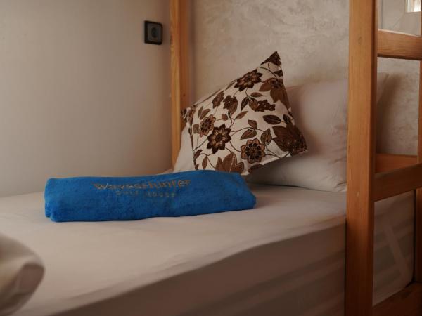 Waves Hunter Surf House : photo 8 de la chambre lit dans dortoir pour femmes de 6 lits