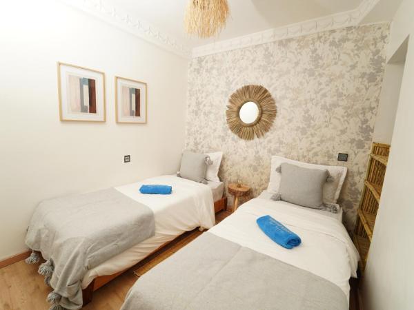 Waves Hunter Surf House : photo 5 de la chambre chambre double ou lits jumeaux Économique 