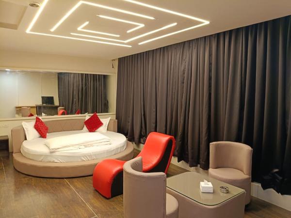 Aundh Elite stay : photo 7 de la chambre chambre double supérieure