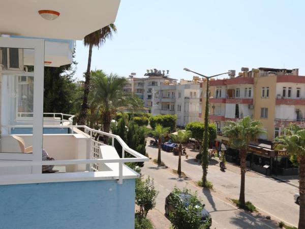Forties Hotel Alanya : photo 7 de la chambre chambre double avec balcon