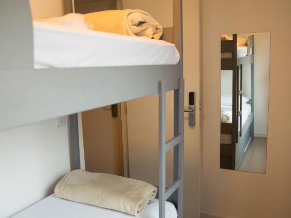 Anhembi Hostel : photo 1 de la chambre chambre double avec balcon