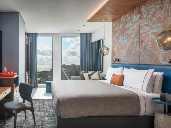 Canopy By Hilton Cancun La Isla : photo 4 de la chambre chambre lit king-size avec vue