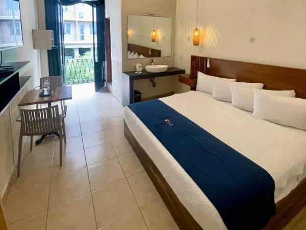 Hotel Real de Castilla Nuovo : photo 4 de la chambre chambre lit king-size