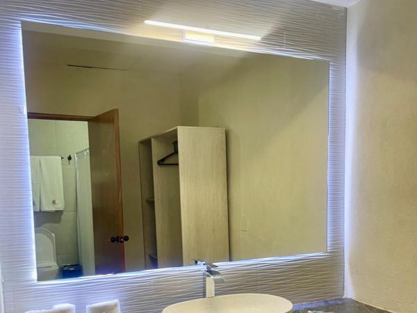 Hotel Real de Castilla Nuovo : photo 5 de la chambre chambre lit king-size