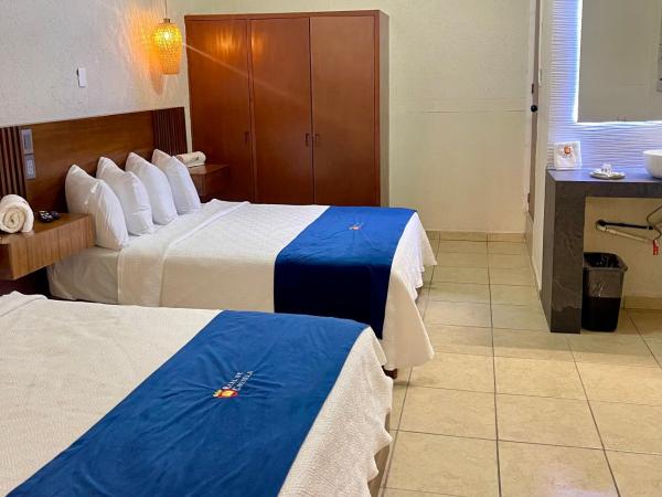 Hotel Real de Castilla Nuovo : photo 3 de la chambre chambre quadruple standard