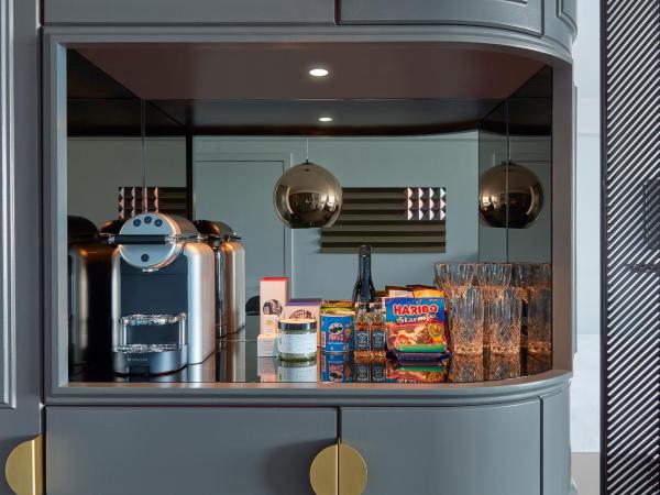 Sea Containers London : photo 3 de la chambre suite avec balcon - vue sur rivière