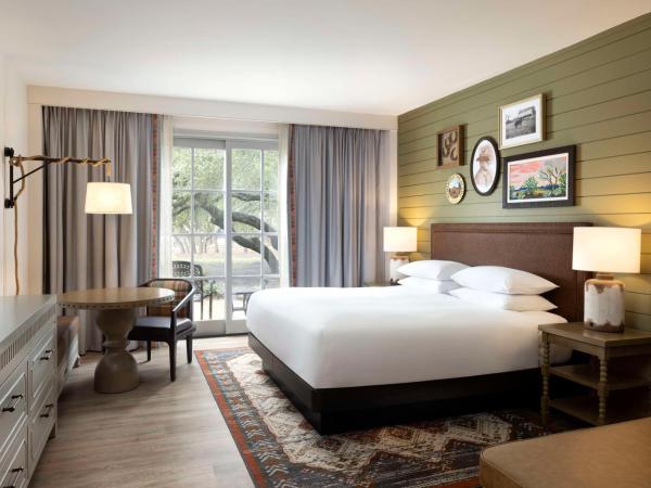 Hyatt Regency Hill Country Resort & Spa : photo 1 de la chambre chambre lit king-size avec patio