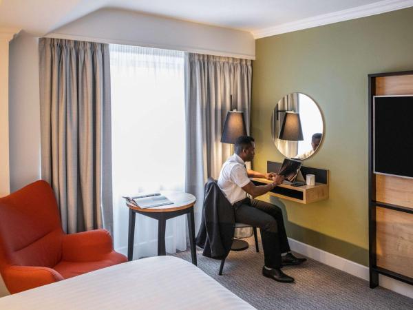 Mercure Nottingham Sherwood : photo 4 de la chambre chambre lit king-size privilège 
