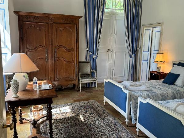 24H LE MANS Château de Lauresse chambres d'hôtes Luxe : photo 2 de la chambre chambre lits jumeaux avec terrasse