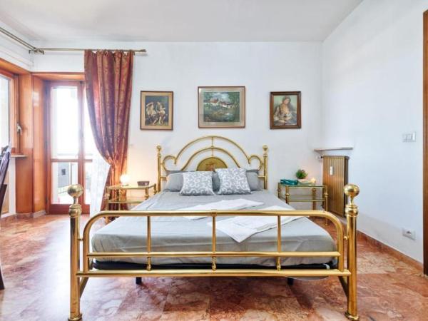 Apt Venice City : photo 1 de la chambre chambre triple Économique avec salle de bains commune