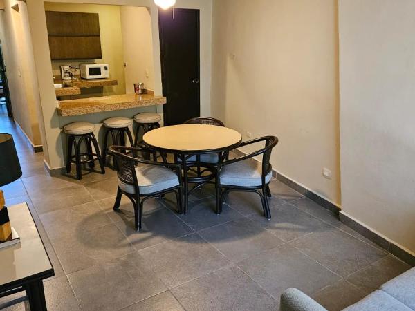 SINA SUITES CANCUN - Solo Adultos : photo 1 de la chambre suite junior