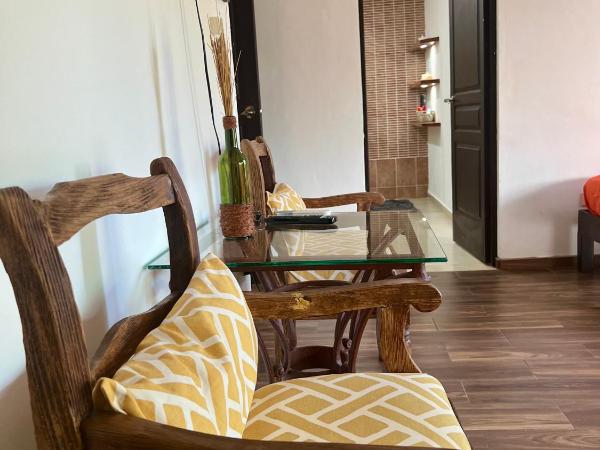 Cancun-Soho : photo 4 de la chambre suite lit queen-size - vue sur piscine