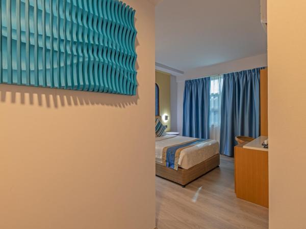 UMET Seaview Hotel with Free Roundtrip Airport Pick up and drop off : photo 3 de la chambre suite deluxe - vue sur mer