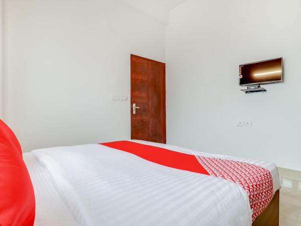 Hotel O 77310 DEL1745-MOCA : photo 10 de la chambre chambre triple classique