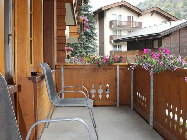 Hotel Jägerhof : photo 6 de la chambre chambre triple