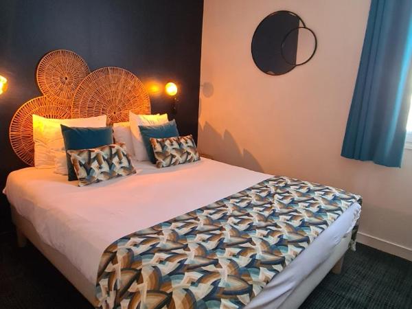 Hotel Reine Mathilde : photo 1 de la chambre petite chambre double