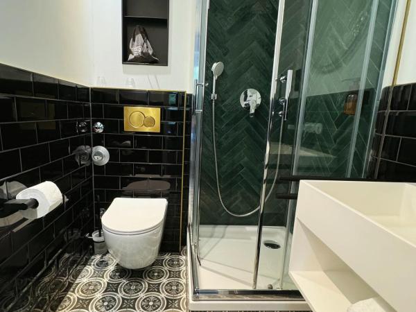 Midi Inn Parkhotel Mitte : photo 1 de la chambre chambre familiale