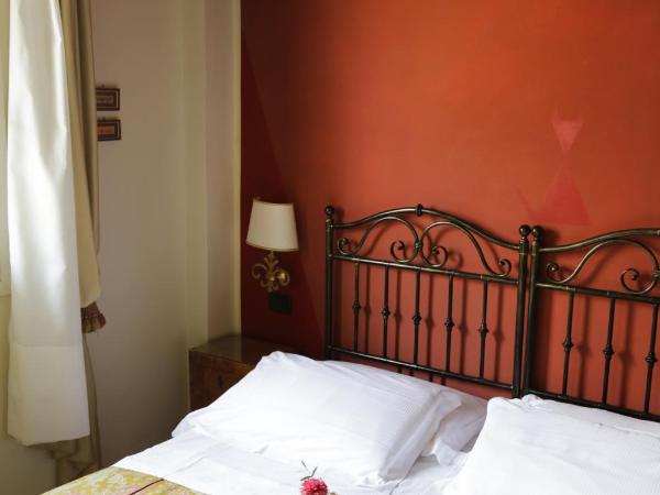Albergo delle Drapperie : photo 10 de la chambre chambre double standard