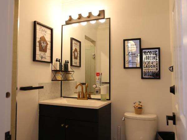 Fisher's Whart Individual Artistic Studio : photo 2 de la chambre chambre double avec salle de bains privative