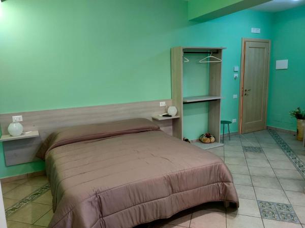 Villa Vittoria : photo 10 de la chambre chambre triple confort avec douche