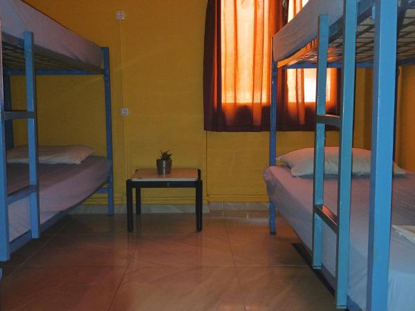 Heraklion Youth Hostel : photo 1 de la chambre lit dans dortoir pour hommes