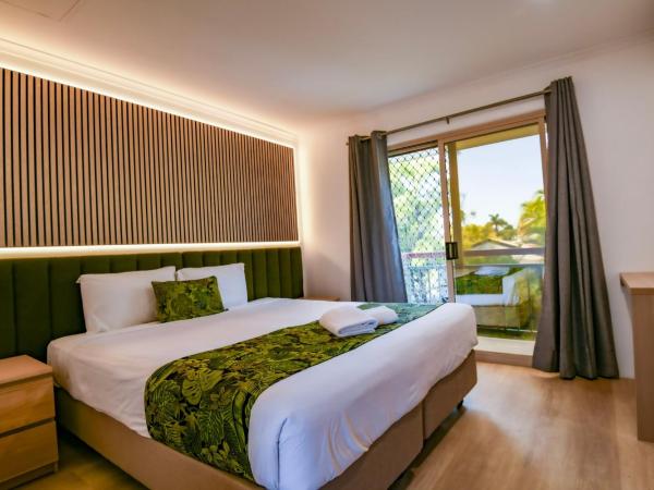 Ingenia Holidays Taigum : photo 1 de la chambre chambre lit king-size - vue sur jardin