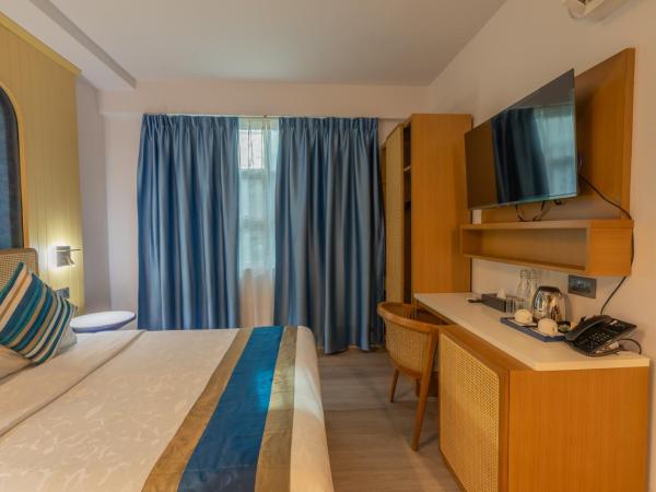 UMET Seaview Hotel with Free Roundtrip Airport Pick up and drop off : photo 1 de la chambre suite deluxe