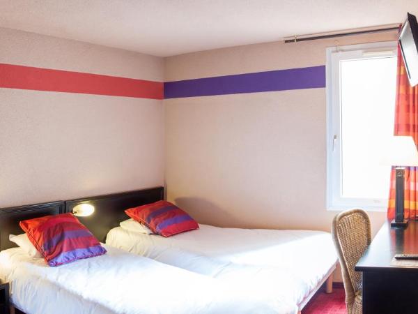 Hôtel Saint Sauveur : photo 8 de la chambre chambre triple