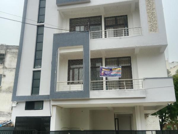 Nomadic Paying Guest : photo 3 de la chambre chambre lits jumeaux avec salle de bains privative