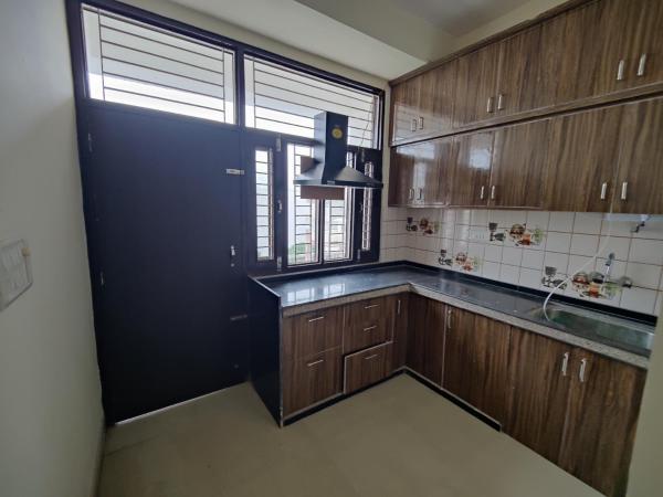 Nomadic Paying Guest : photo 7 de la chambre chambre lits jumeaux avec salle de bains privative