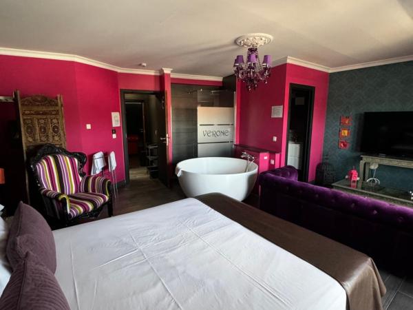 Hôtel Verone - Liège Centre : photo 10 de la chambre chambre double avec jacuzzi