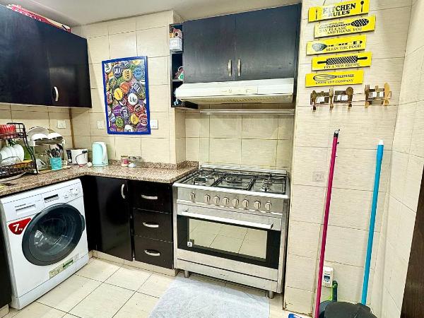 Dubai Backpackers : photo 7 de la chambre lit superposé dans dortoir mixte