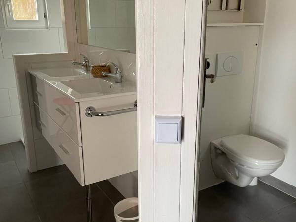 Les Chalets du Périgord : photo 6 de la chambre chambre quadruple premium