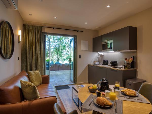 La Perle de Domme : photo 7 de la chambre studio avec terrasse