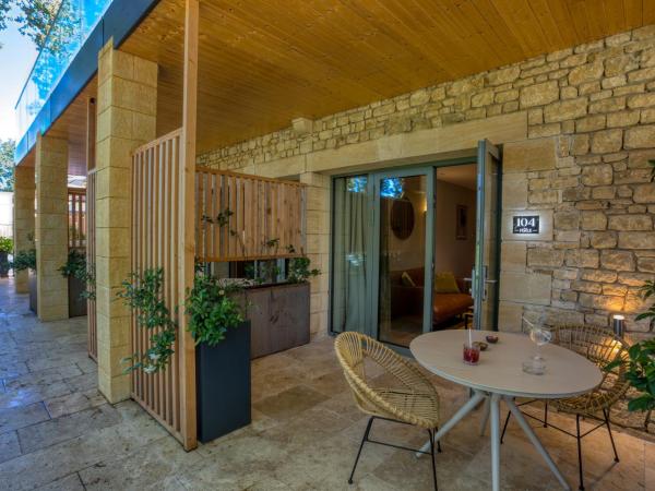 La Perle de Domme : photo 2 de la chambre studio avec terrasse