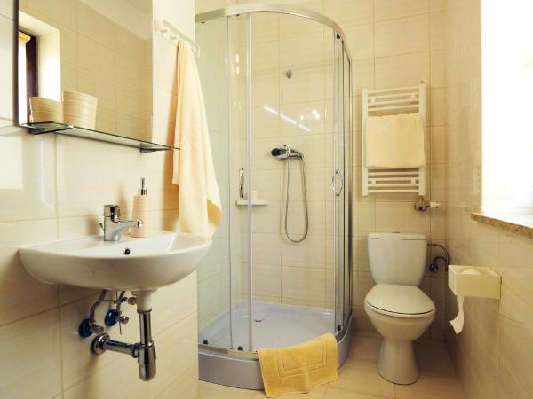 Willa Julia : photo 3 de la chambre chambre simple avec salle de bains 