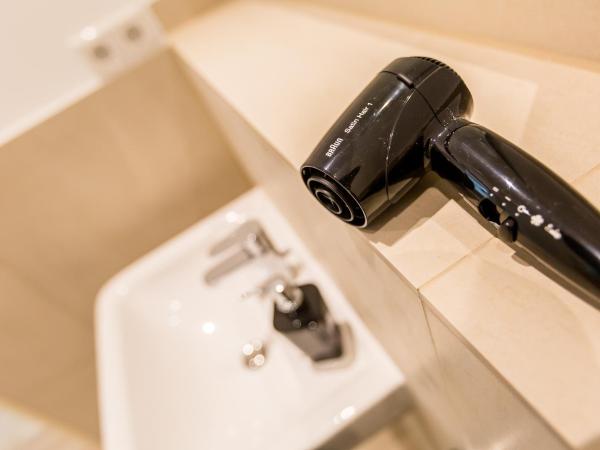 Centerapartments Tonhallenstraße : photo 8 de la chambre appartement t23