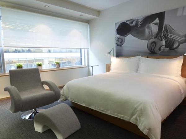 Le Germain Hotel Maple Leaf Square : photo 1 de la chambre suite 1 chambre