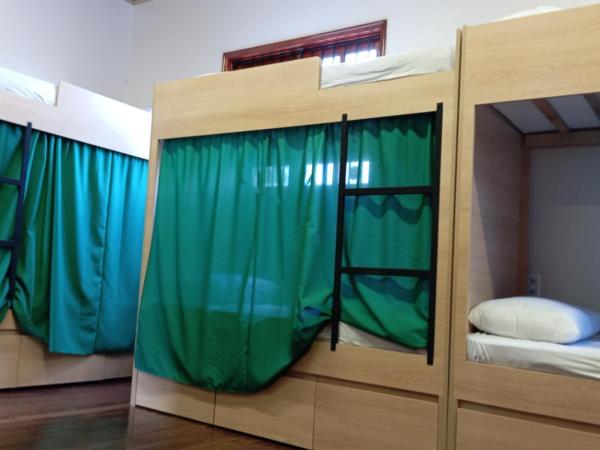 Angatu Hostel Service : photo 7 de la chambre lit simple dans dortoir pour femmes