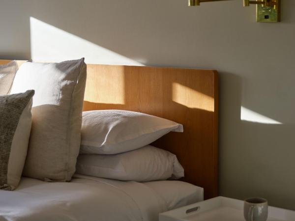 The Retreat : photo 3 de la chambre appartement - vue sur lac