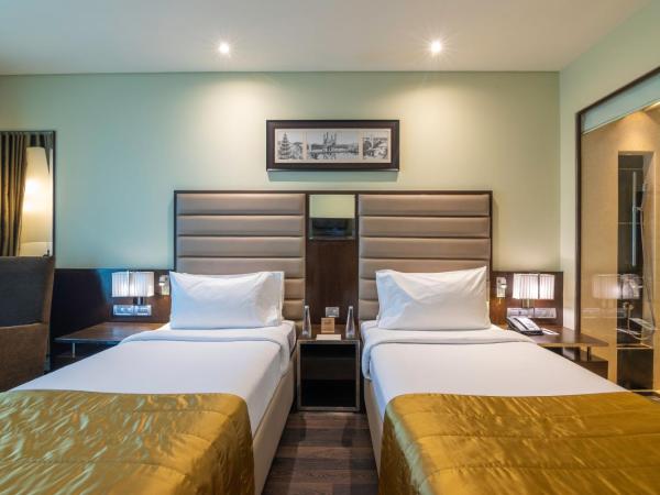 Vivanta Hyderabad, Begumpet : photo 1 de la chambre presidential suite - king bed