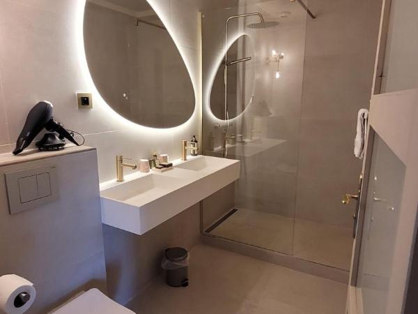 Château le Bouïs : photo 4 de la chambre chambre double - vue sur mer